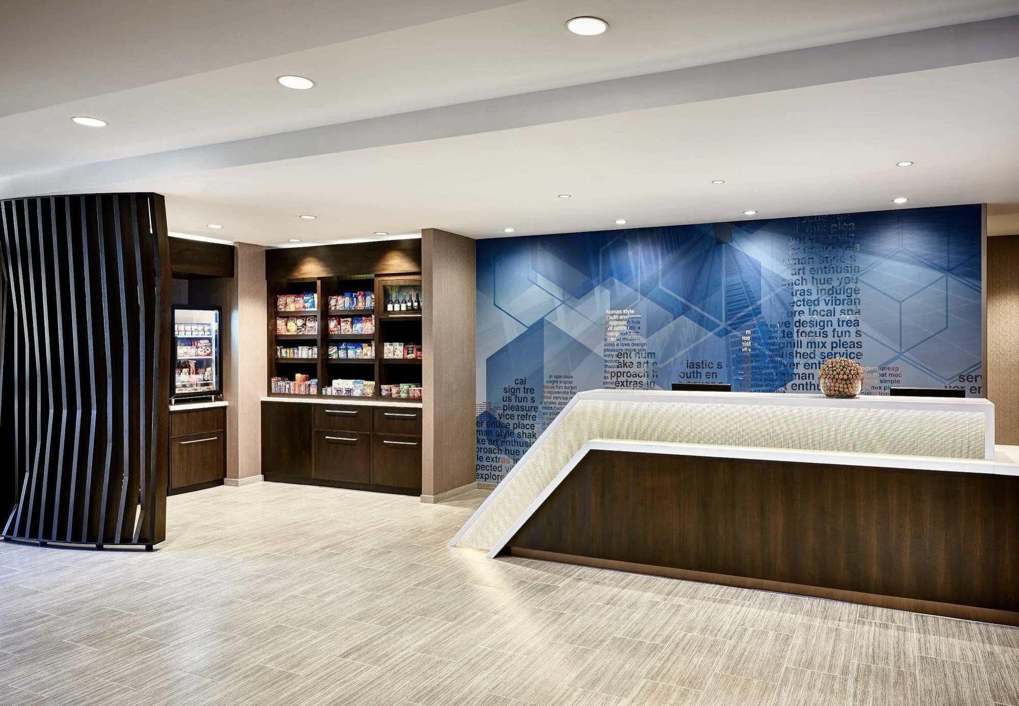 Springhill Suites By Marriott Coralville Exterior foto